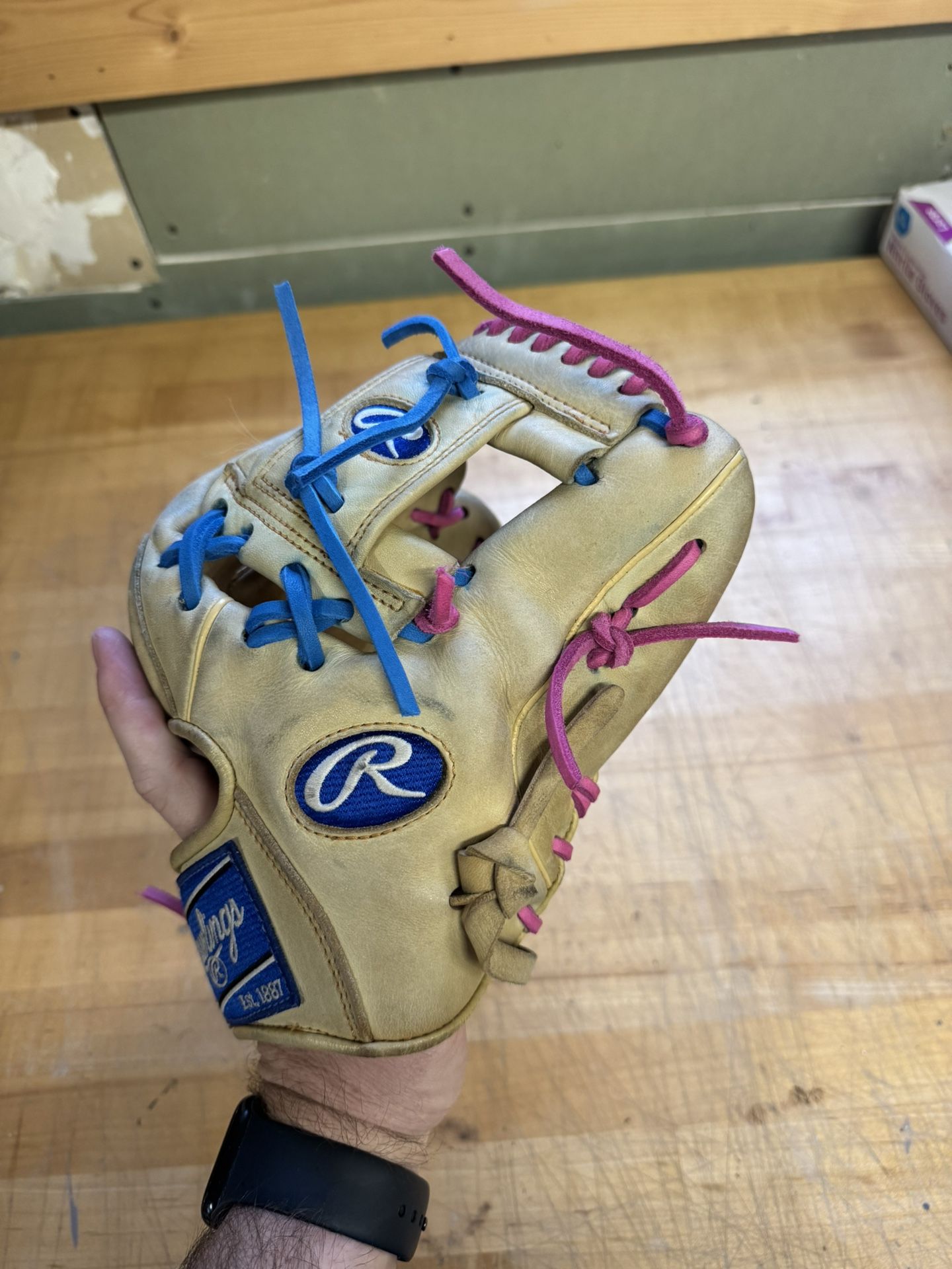 Custom Baseball Glove Leather Lacing