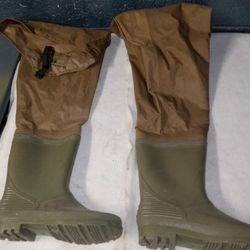 BRAND NEW Hip Waders  Size 11