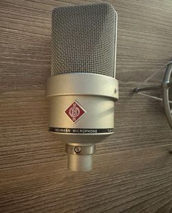 Neumann TLM 103 Microphone