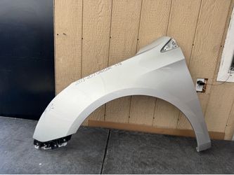 2013 2014 2025 2016 2017 CADILLAC XT5 LEFT SIDE FENDER OEM USED