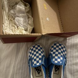 Baby vans size 3.5