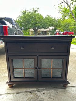 Cabinet/Buffet/TV stand