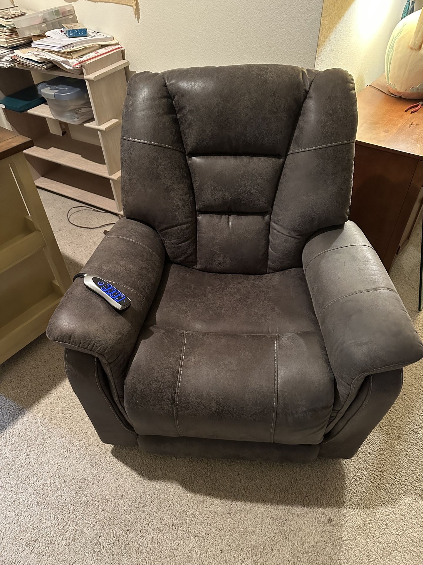 Power Lift Recliner Chair from Mathis Bros