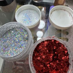 Silver And Red Flakes 🤍❤️