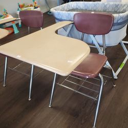 Kids Chair/Desk