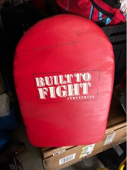 Built To Fight Industries Strike Pad – (Great Condition)