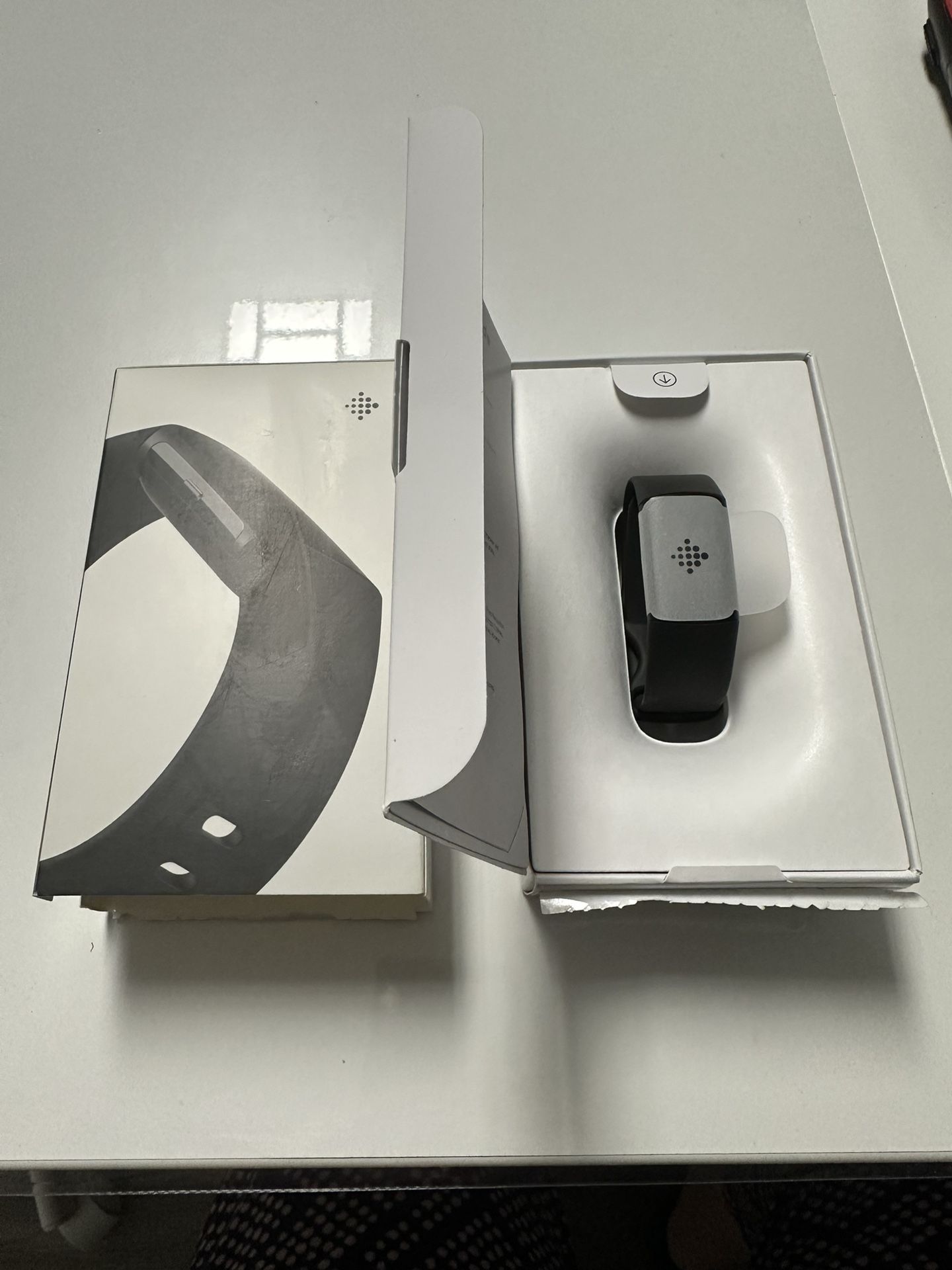 Brand new Fitbit Charge 6