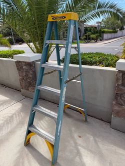 Werner 6’ Fiberglass ladder