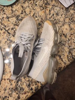Women's sneakers 8.5