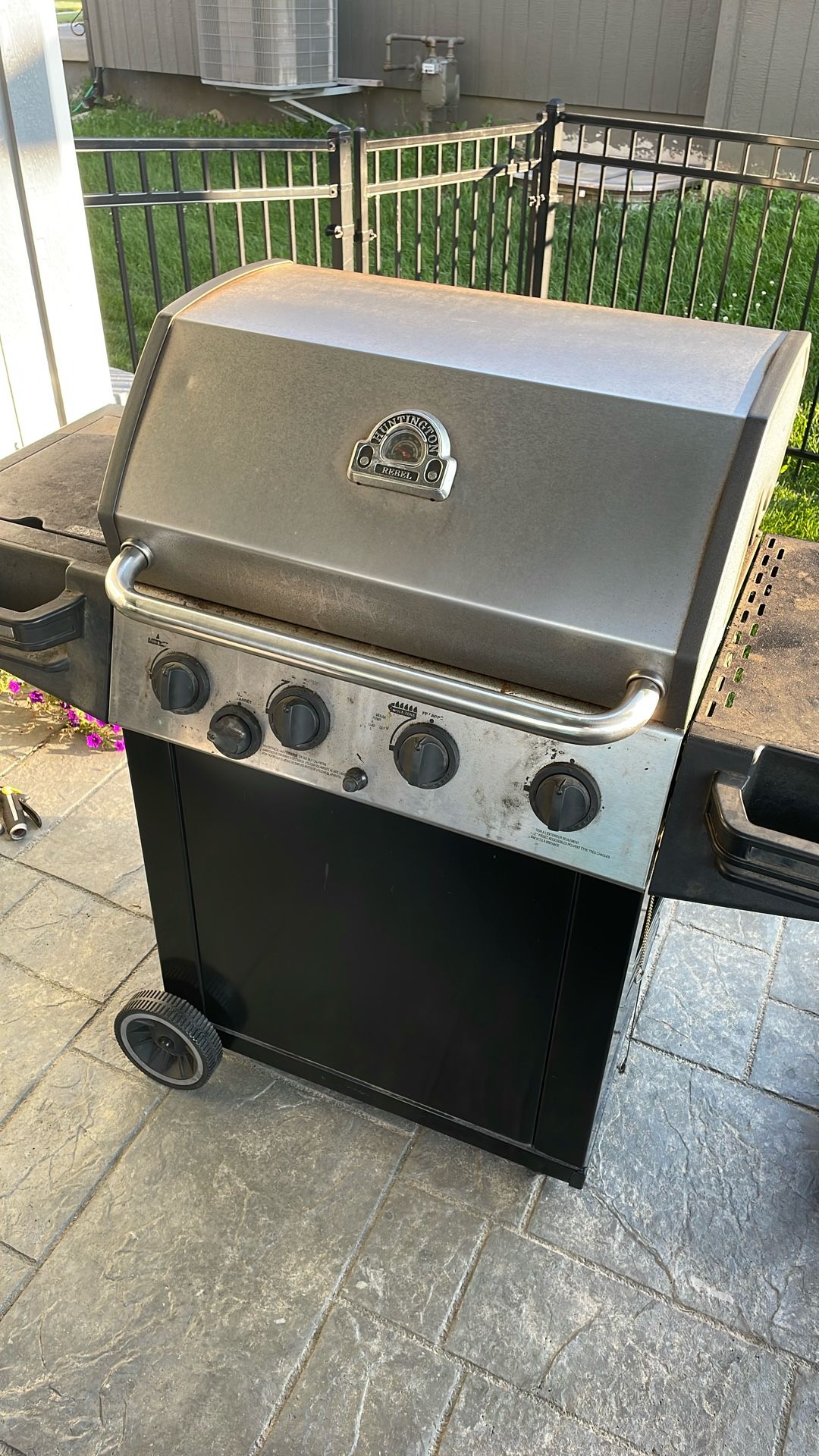 Huntington Gas Grill - Free