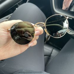 Ray-Ban Women’s Aviator Sunglasses