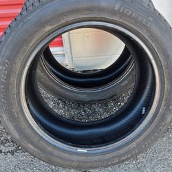 2 Tires 265 50 20 Pirelly  80%