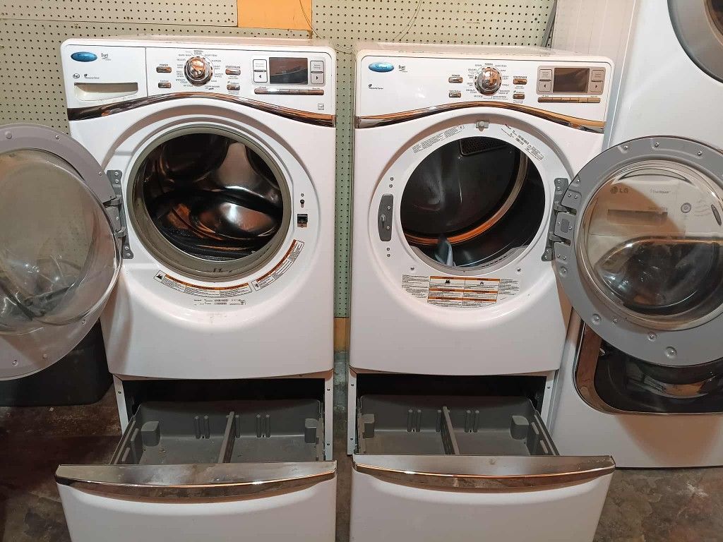 Whirlpool washer and gas dryer set, side by side with pedestals. On sale ✅$750✅ PLUS FREE DELIVERY