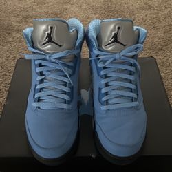 Jordan 5 UNC 