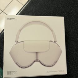 Apple AirPods Max with Smart Case