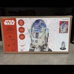 3.5 FT Animated R2D2