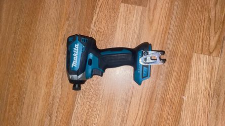 Makita drill and 18v batter