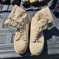Boots Military, Like New - Size 13