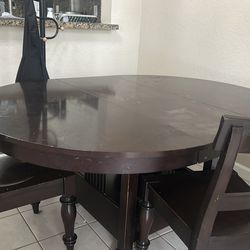 Bassett Kitchen Table
