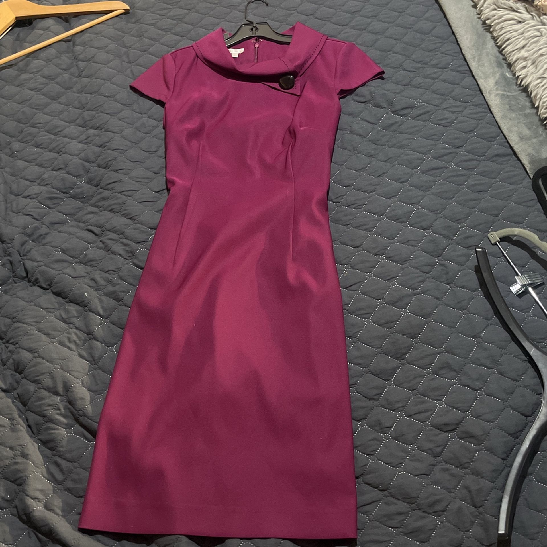 Plum Dress - Fitted - Size 8