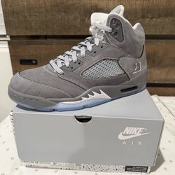 Wolf Grey 5 Size 9.5M