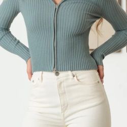 Ribbed Zip-Up Collared Long Sleeve Knit Top, (Small, Medium, Large)