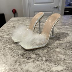 White Fuzzy Open-Toe Heels – Clear Strap & Silver Stiletto (Size 39 )