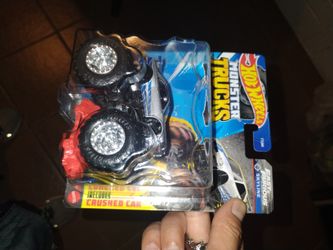 Hot wheels Monster Truck Skyline 