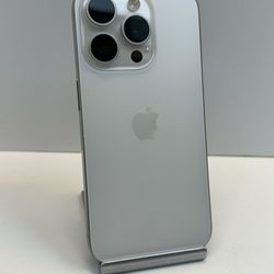 Apple iPhone 15 PRO 256gb. ( Fully Unlocked Device )
