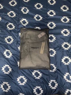 Essential short size M
