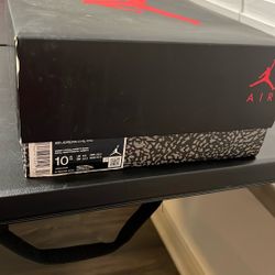 Jordan 3 Retro Varsity Royal 2020