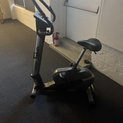 Lifecore Fitness Bike 