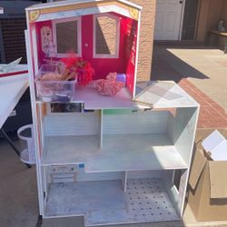 LOL Doll House 