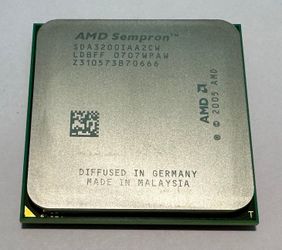 AMD Sempron 3200+ 1.8 GHz (SDA3200IAA2CW) Processor