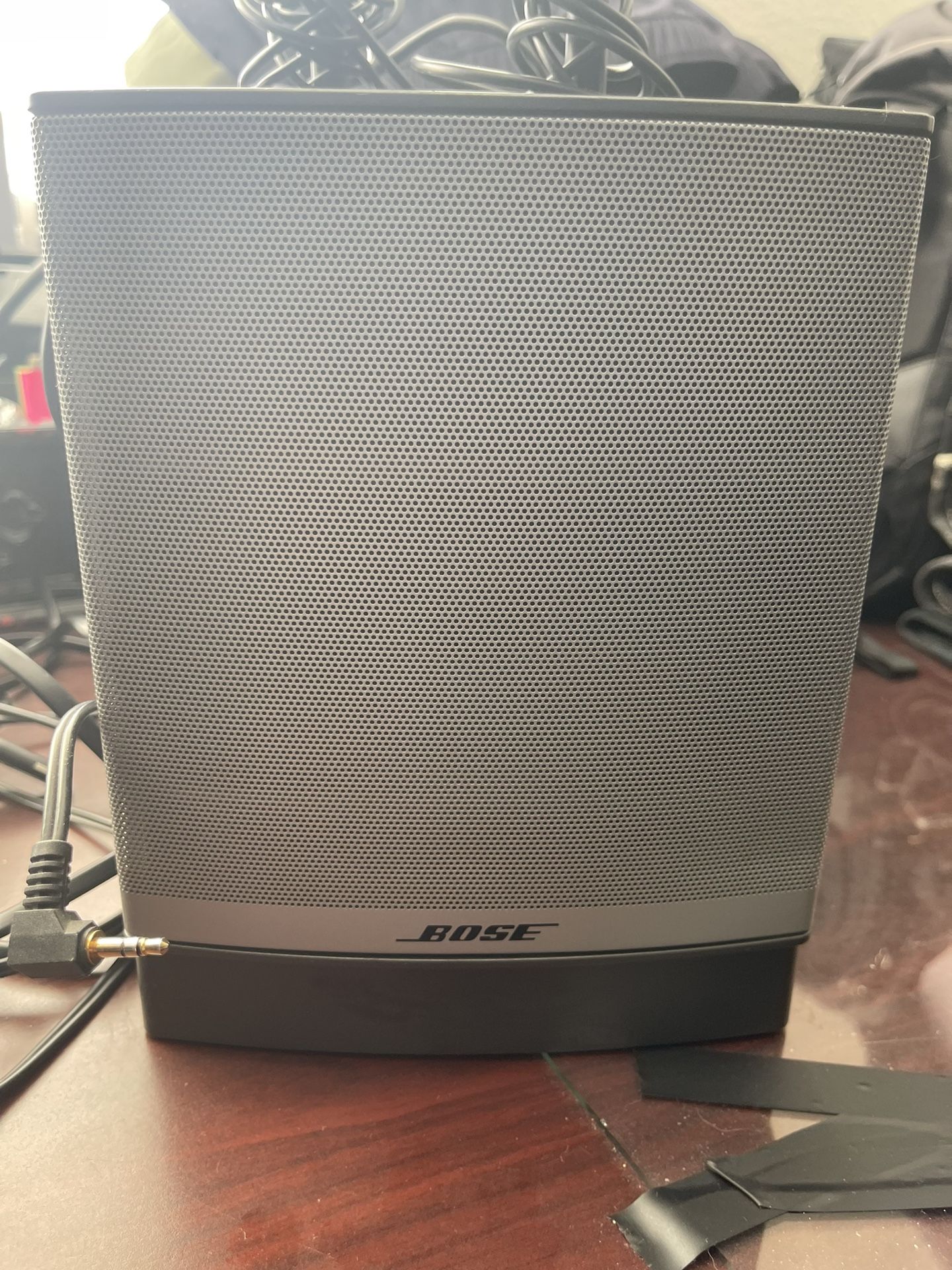 BOSE COMPANION DESK SPEAKERS
