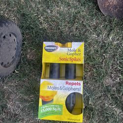 Gofer In Ground Deterant Stakes