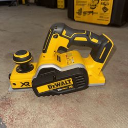 DeWALT 20V XR 3-1/4” Planer (tool only)