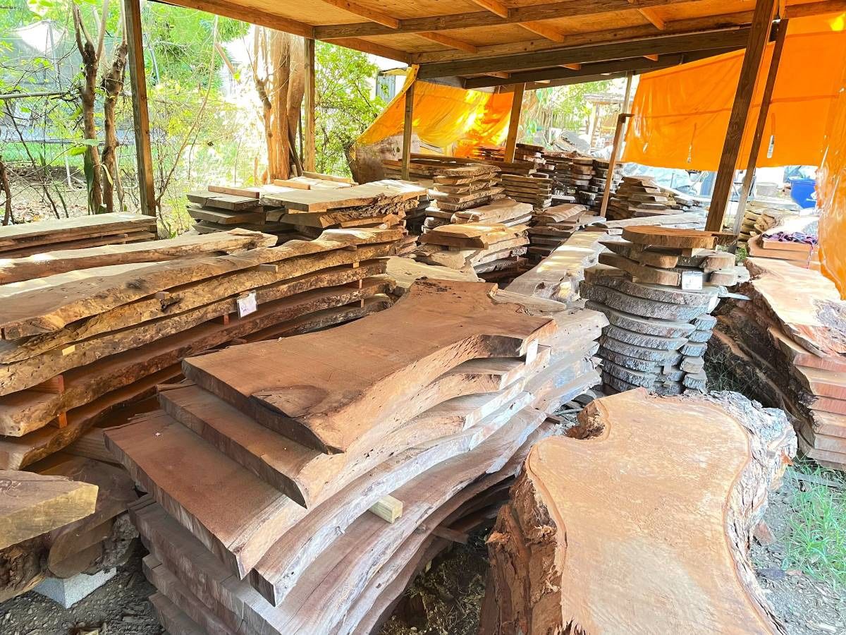 South Florida's Premier Sawmill For Small and Large Millworks Services