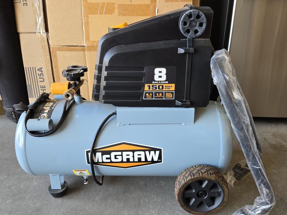 8 Gallon Air Compressor New