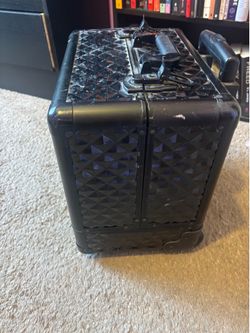 Makeup  carrier