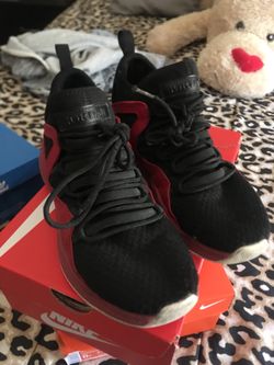 Boys Jordan’s 5 1/2