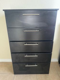 Black 5-Drawer Dresser | Chest of Drawers