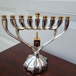Menorah  Musical
