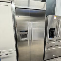 KitchenAid Side By Side Built In 36” Refrigerator Ice & Water 