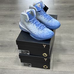 Kobe 3 Protro - Christmas- Men’s 11