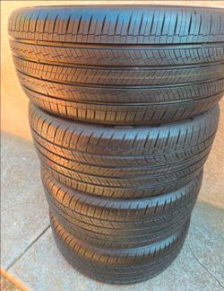 Set Of 4  255/45R20