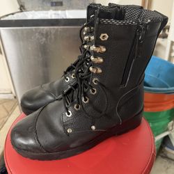 Women’s motorcycle riding boots