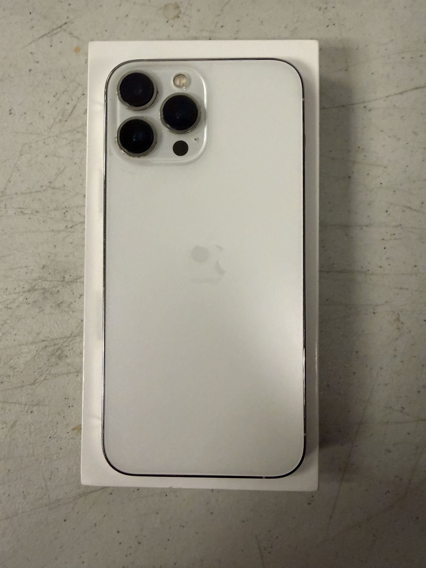 iPhone 13 Pro Max Unlocked