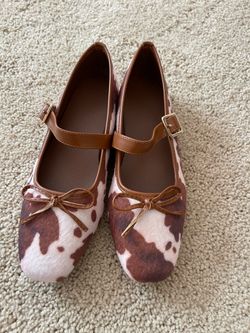 New ballets flats women’s size 6