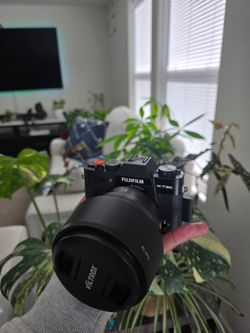 Fujifilm XT30 w/ Viltrox 85 f1.8 lens